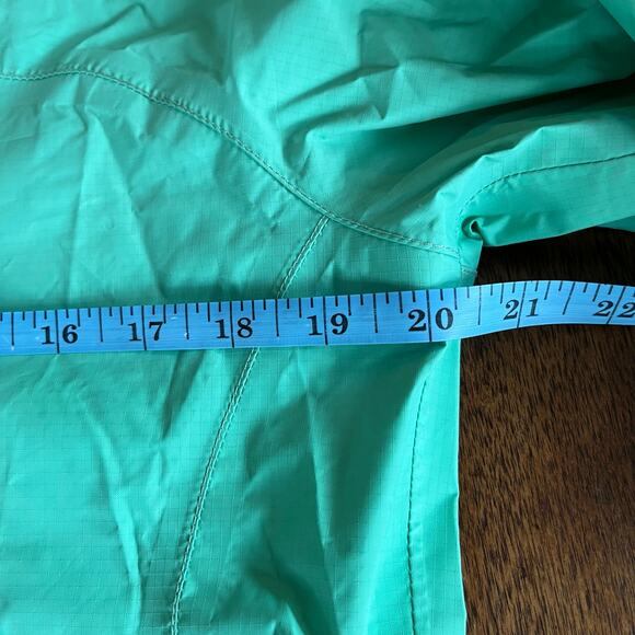 The North Face Girls Resolve Hooded Rain Jacket Mint Green Zip Sz XL (18) Spring - Picture 13 of 16